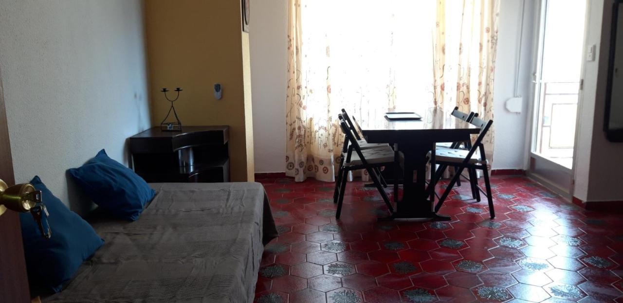 Pension Benavente Ap-7 3Min Coche Playa 5 Min Self Check-In 24H Moncófar Exterior foto